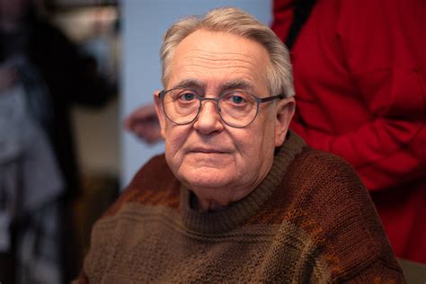 Как Юрий Стоянов готовит саблисток Юлию Пересильд и Софью Каштанову к главному турниру